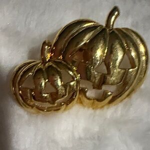 Pumpkin Brooch